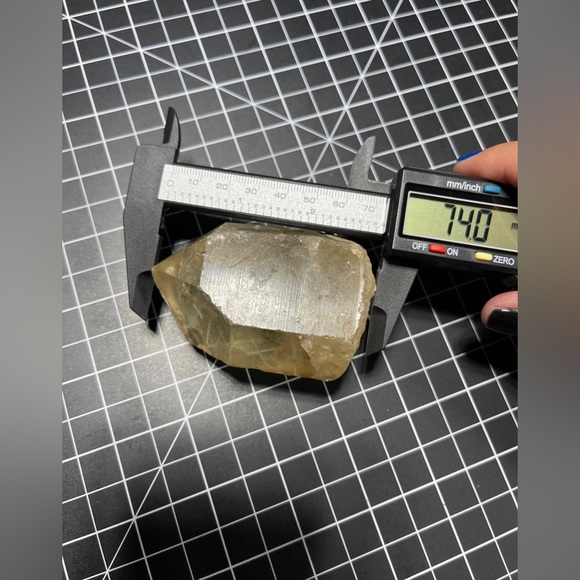 Natural Citrine Raw Point from Congo - Picture 11 of 12